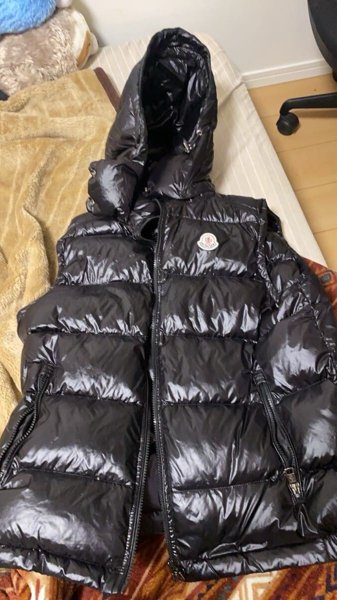 C (やや傷や汚れあり)】モンクレール MONCLER SABY ダウンジャケットの