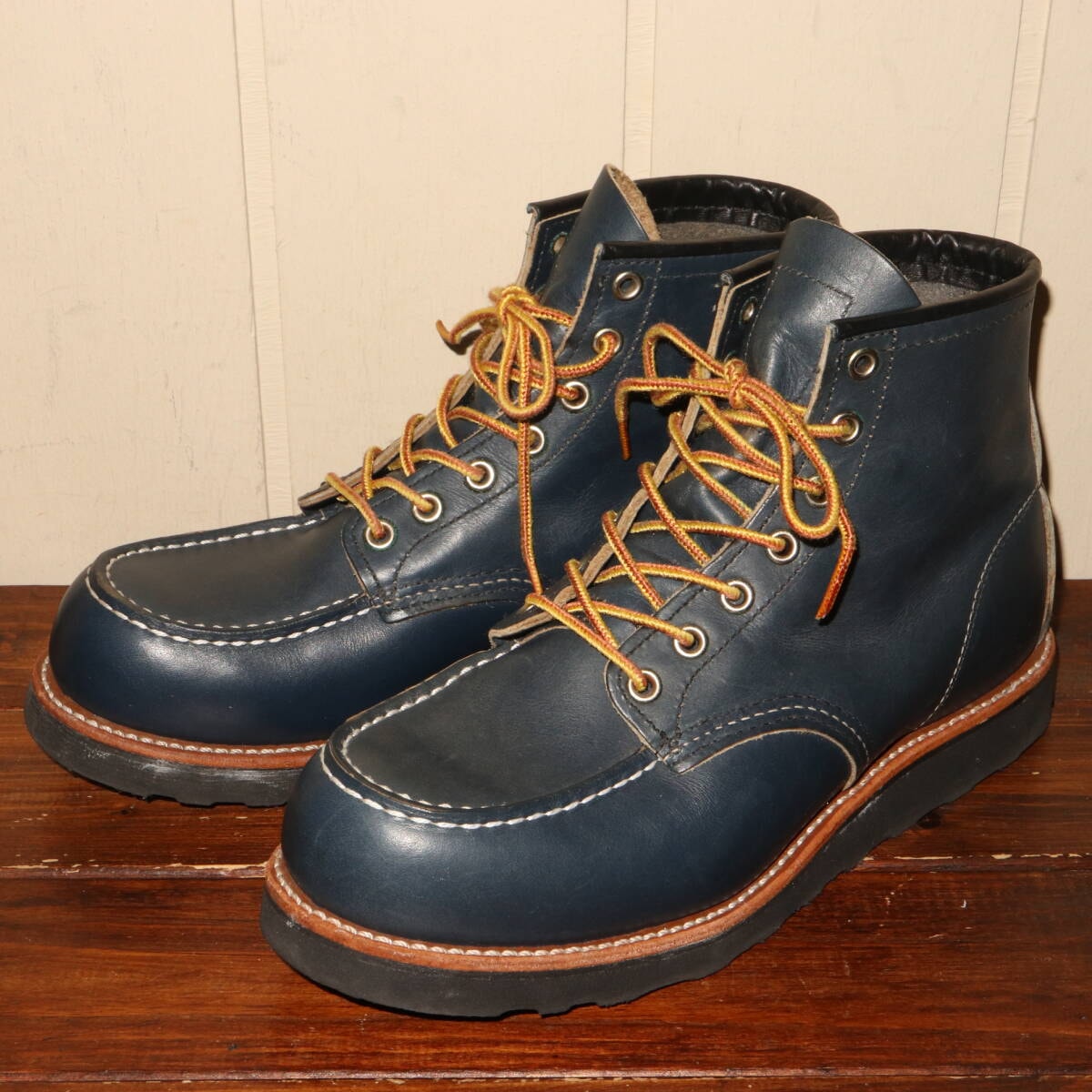 CALMANTHOLOGY Lip Boots France. Annonay/Vegano [Cow/France] 
