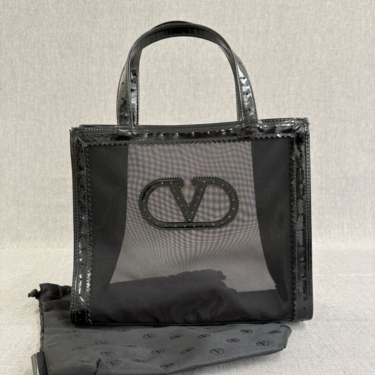 VALENTINO ヴァレンティノ ガラヴァーニ スポーツ パテントレザー トートバッグ メッシュ ブラック Vロゴ
