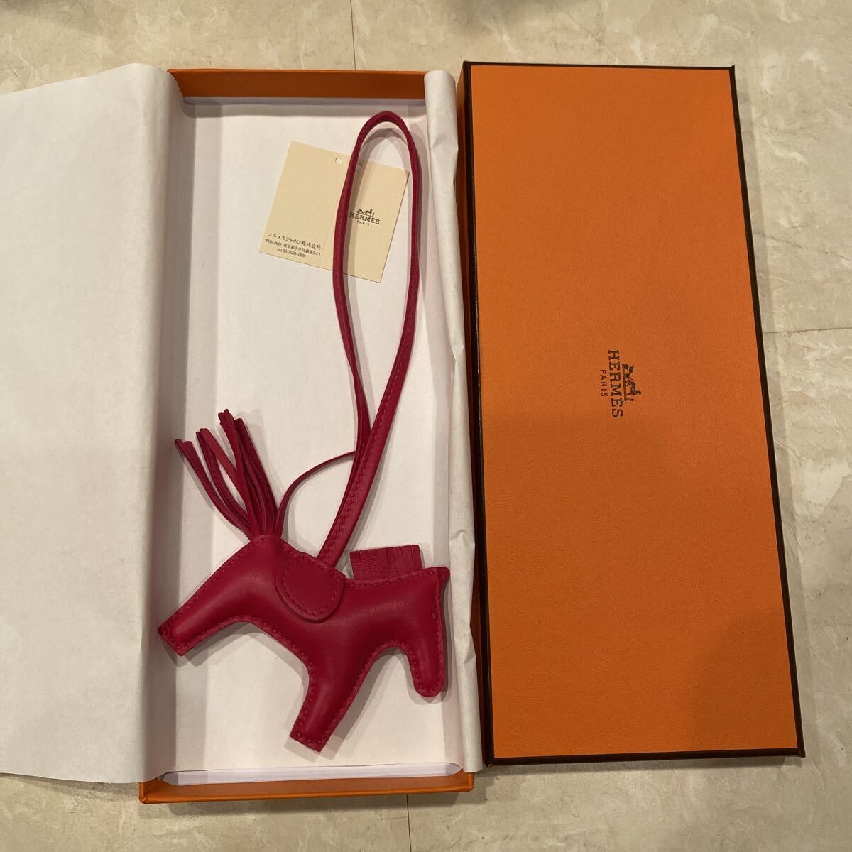 未使用 HERMES エルメス ロデオチャーム PM ローズメキシコ　Y刻印 バッグチャーム