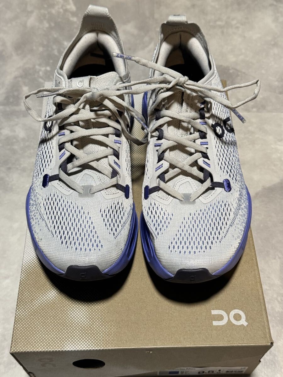 On オン ランニングシューズ Cloudsurfer Max オオカミ セーラー