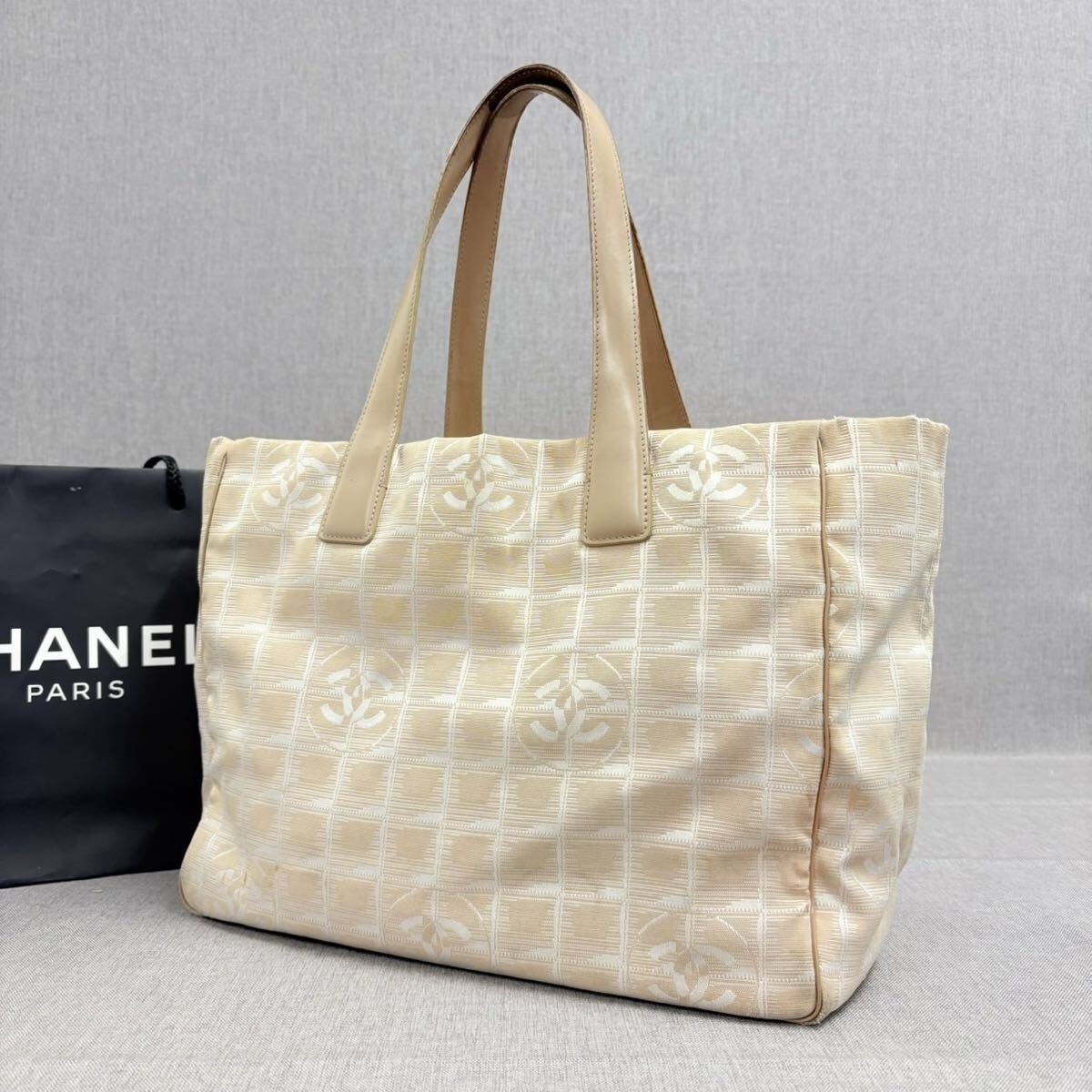 C (やや傷や汚れあり)CHANEL シャネル ニュートラベルラインMM
