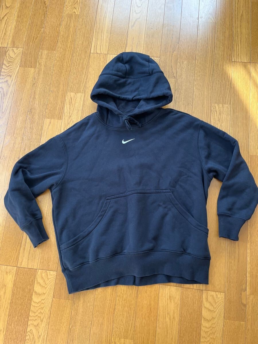 【ブラックXXL】ナイキ スウェットフーディー ブラック XXLサイズ パーカー センター 刺繍 スウッシュ 古着 スウェット 身幅 短丈