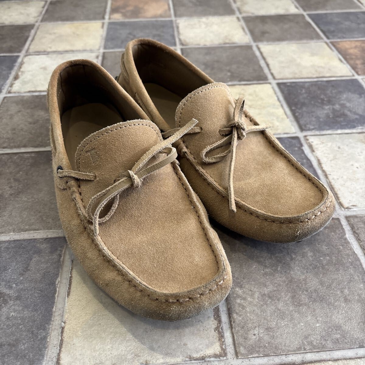 トッズ　ドライビングシューズ　UK6 スエード
