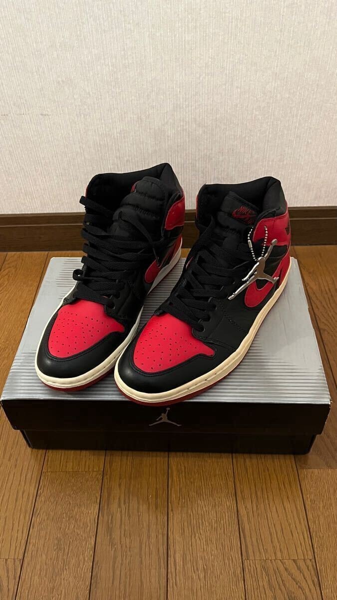 ナイキ エアジョーダン1 レトロ ハイ "ブラック バーシティレッド/ブレッド"(2001)