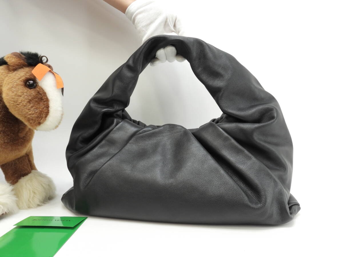 ボッテガヴェネタ ザショルダーポーチ中スムースレザー 黒 ハンドバッグ ホーボーバッグ 極美品@B08557828G