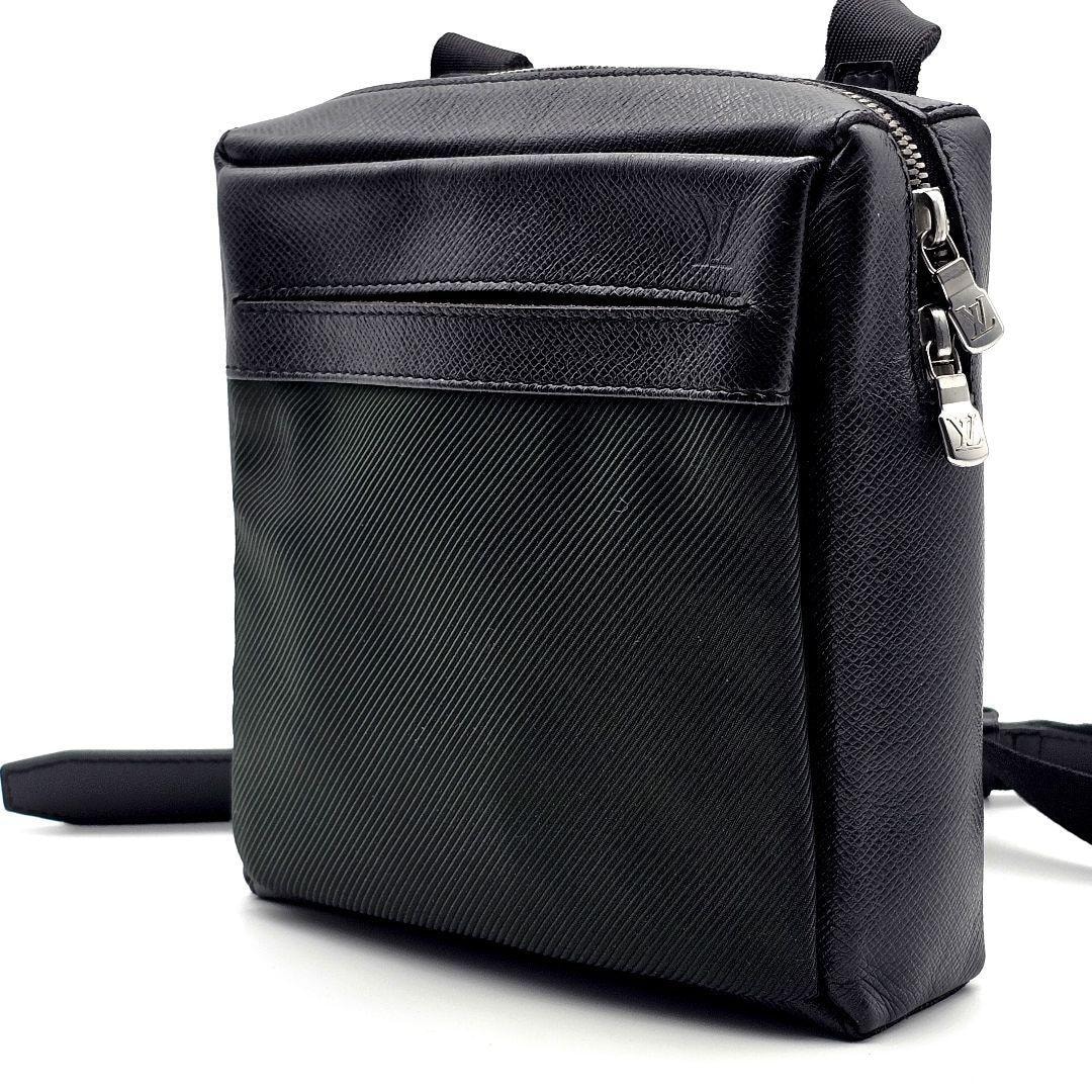 ルイヴィトン　サヤン　ショルダーバッグ　タイガ　アルドワーズ　376