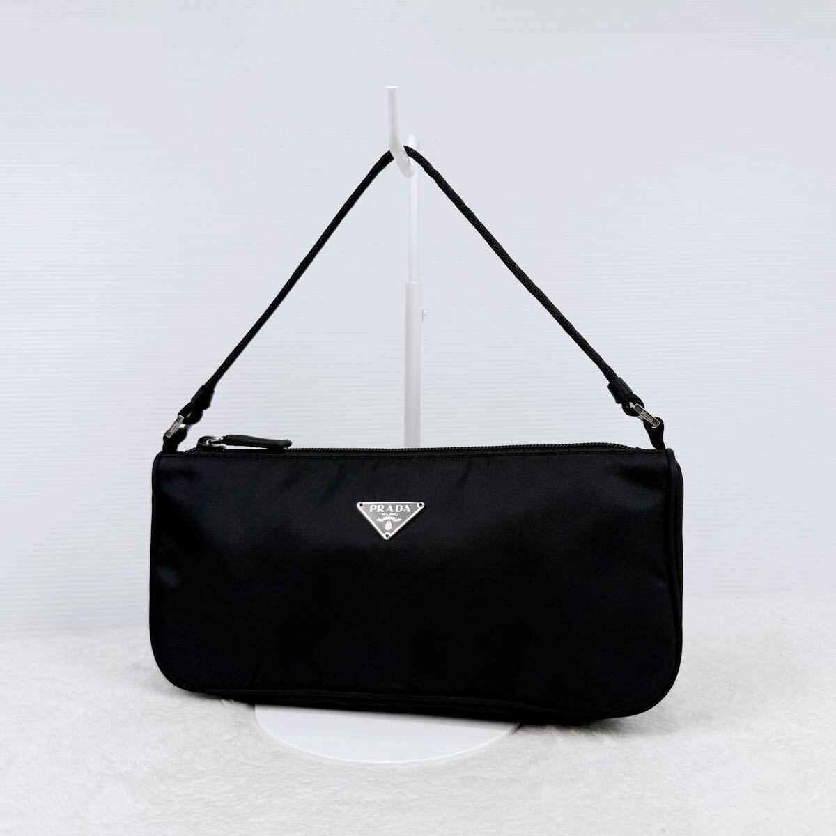 【未使用に近い】PRADA プラダ アクセサリーポーチ ハンドバッグ ワンショルダー ミニ ナイロン ブラック 黒 NERO