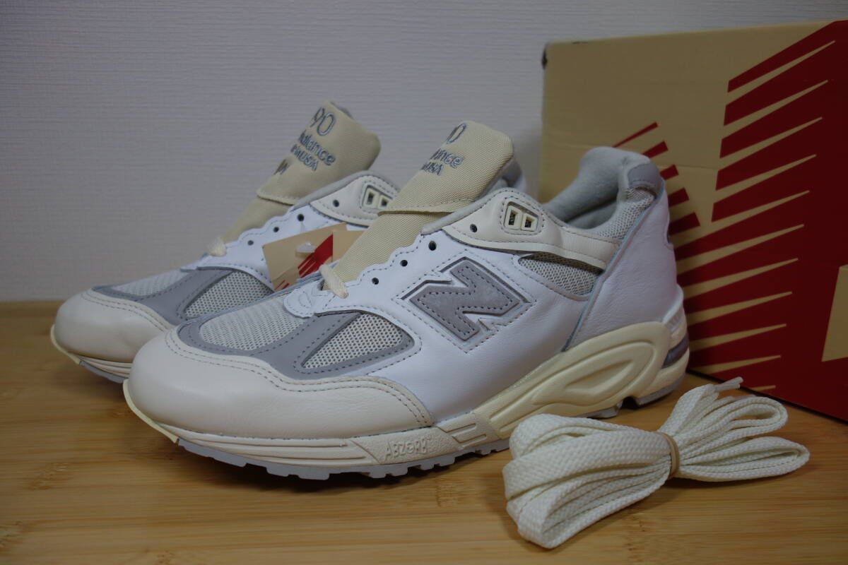 新古品】定価3.4万円 未使用 New Balance M990 TC2 26.5m USA 白 576 