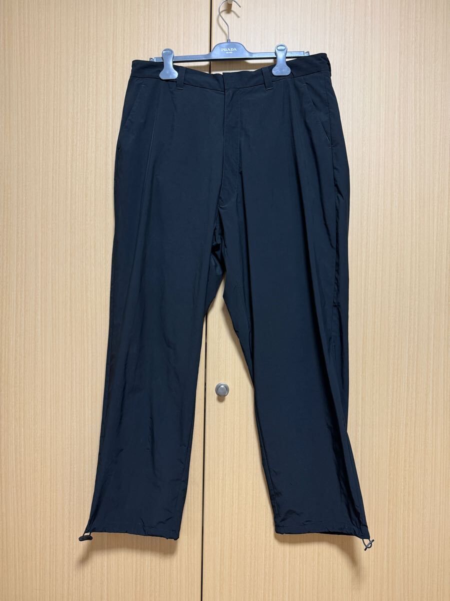 新品未使用 PRADA テクニカルファブリックパンツ ナイロン ブラック L ワイドパンツ ナイロン プラダ 国内正規品 黒 定価16万