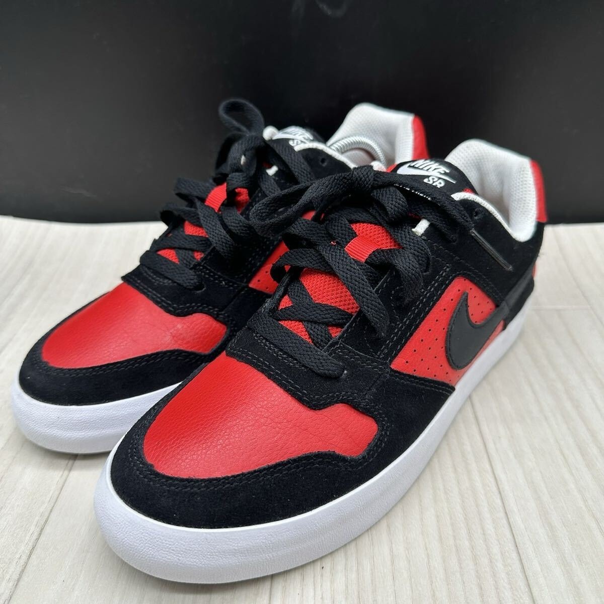 【美品】ナイキ Nike SB Delta Force BRED ブレッド