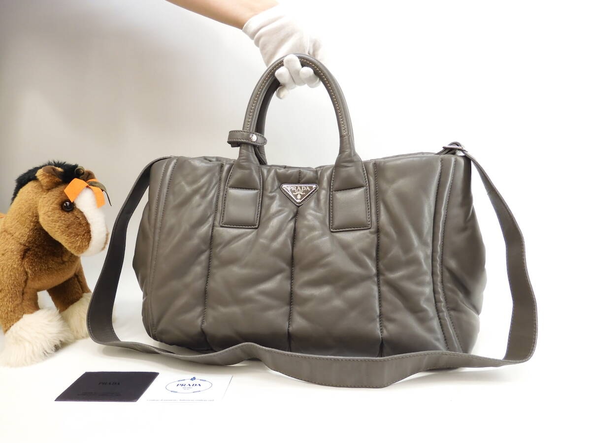 プラダ s付カナパGM ボンバー ラムレザー灰 ストラップ付ハンドバッグ大 美品@ 11