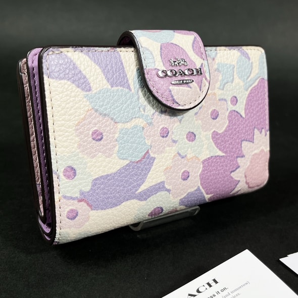 【COACH 本物 新品 コーチUSAアウトレット正規品】ミディアム ウォレット フローラル プリント 財布 二つ折り財布 CBO31 花柄 新作 