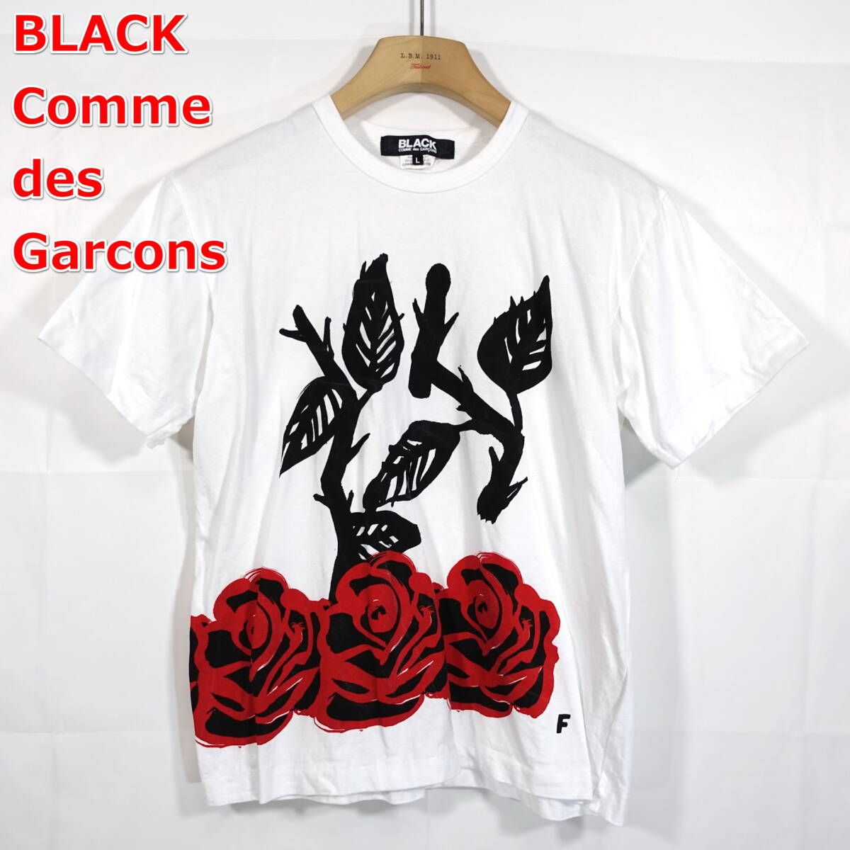 【良品】ブラックコムデギャルソン　ボタニカル柄Ｔシャツ　BLACK COMME des GARCONS　サイズＬ　白黒赤