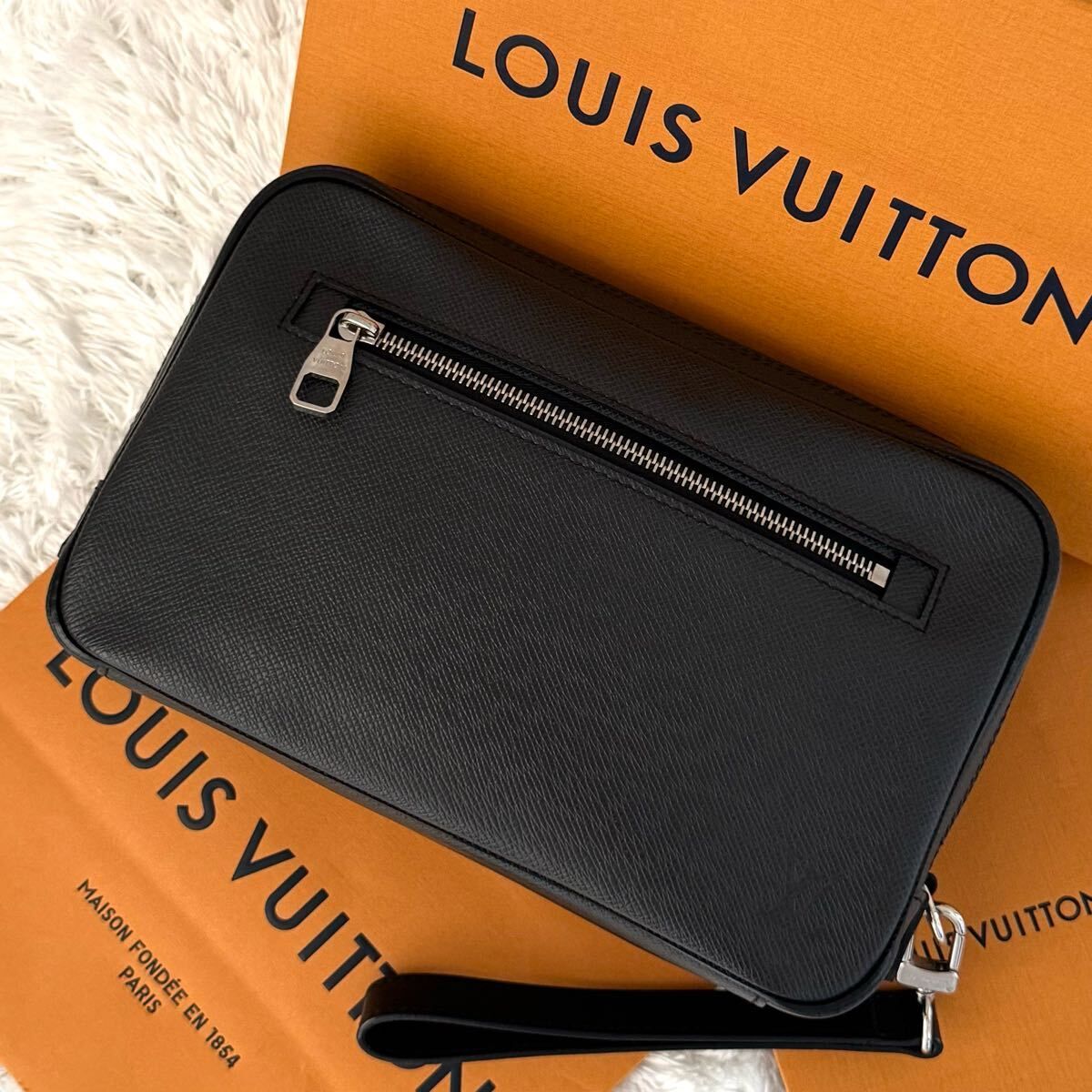 ☆極美品☆LOUIS VUITTON ネオパヴェル タイガ クラッチ セカンドバッグ ルイヴィトン クラッチバッグ ブラック