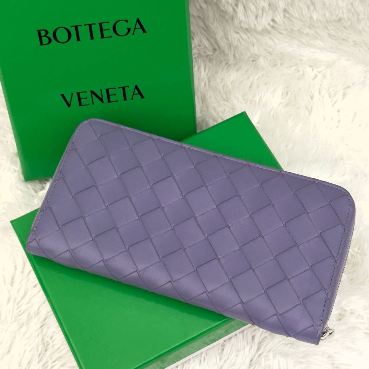 BOTTEGA VENETA ボッテガヴェネタ 財布 マキシイントレチャート