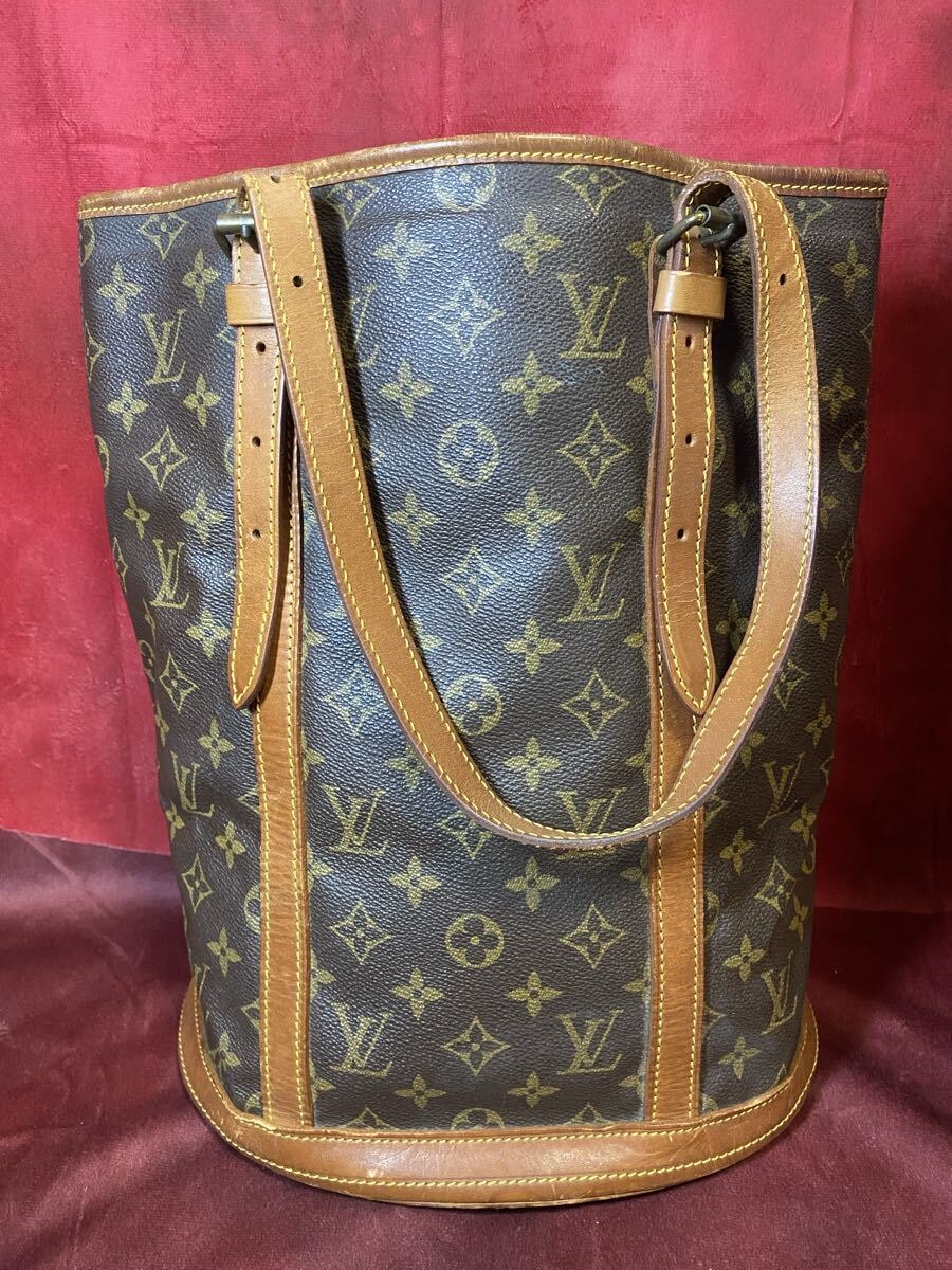 ルイヴィトン　バケットGM ショルダーバッグ