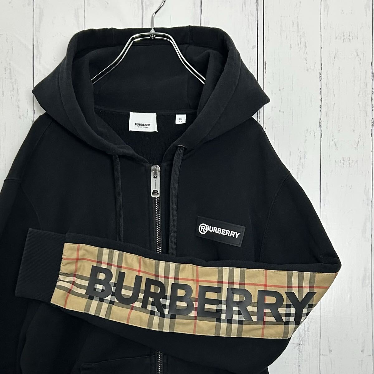 人気 美品 BURBERRY バーバリー ノバチェック ティッシ期 コットン ジップパーカー 長袖 黒 ブラック フーディ トップス メンズ M相当