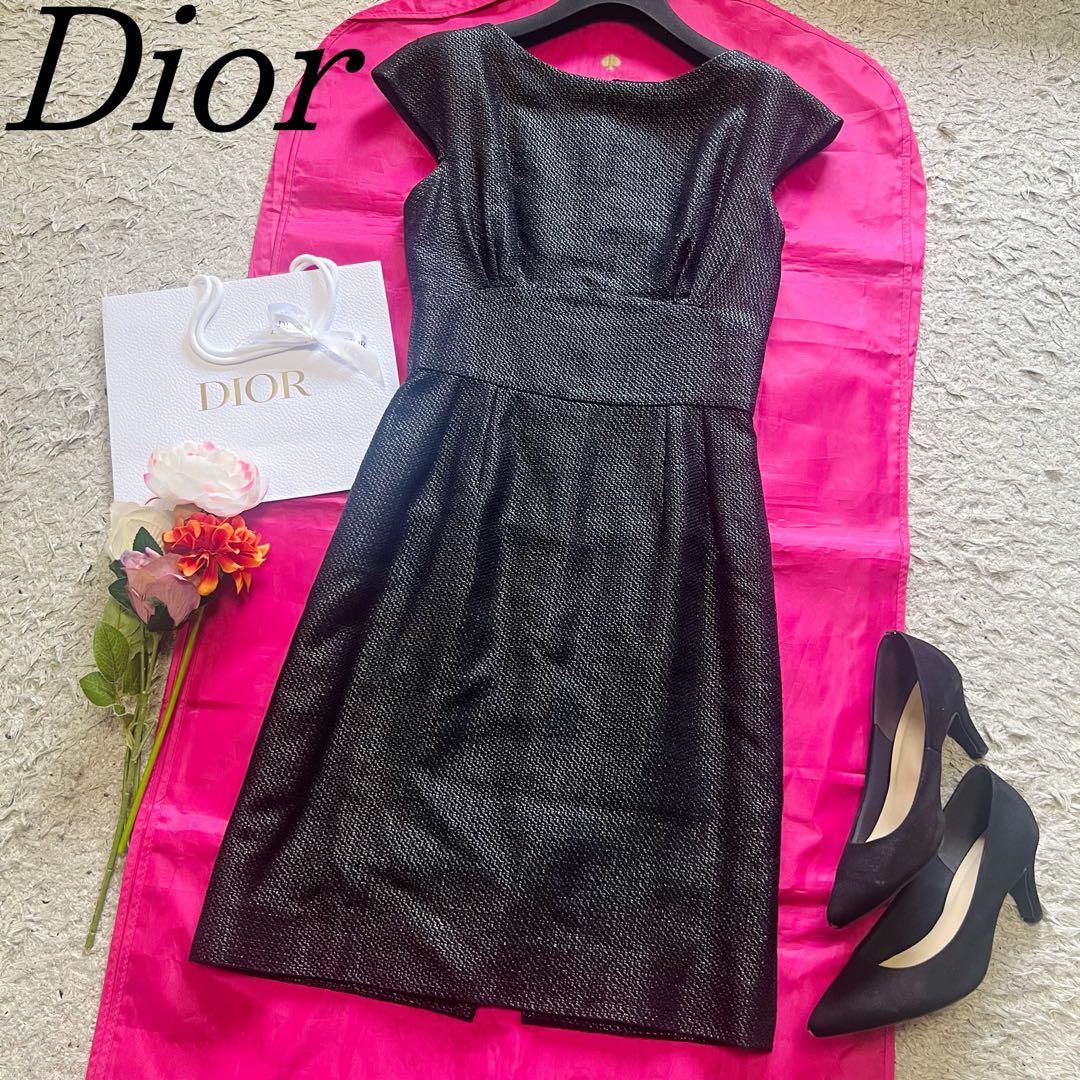 【良品】Christian Dior 膝丈ワンピース ブラック フレンチスリーブ 目立った傷や汚れなし】【良品】Christian Dior 膝丈ワンピース