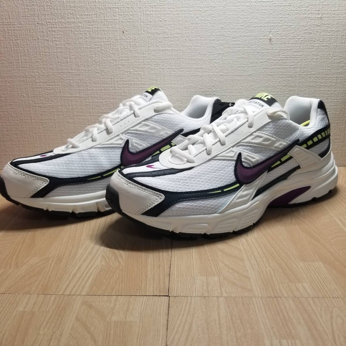 【HL212】送料無料・新品未使用！！ナイキ NIKE カジュアルシューズ スニーカー / イニシエーター / 定価11330円 28.0ｃｍ