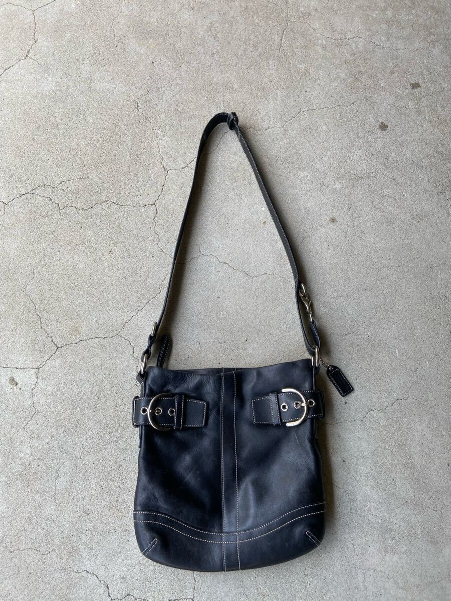 COACH VINTAGE BLACK LEATHER SHOULDER BAG
