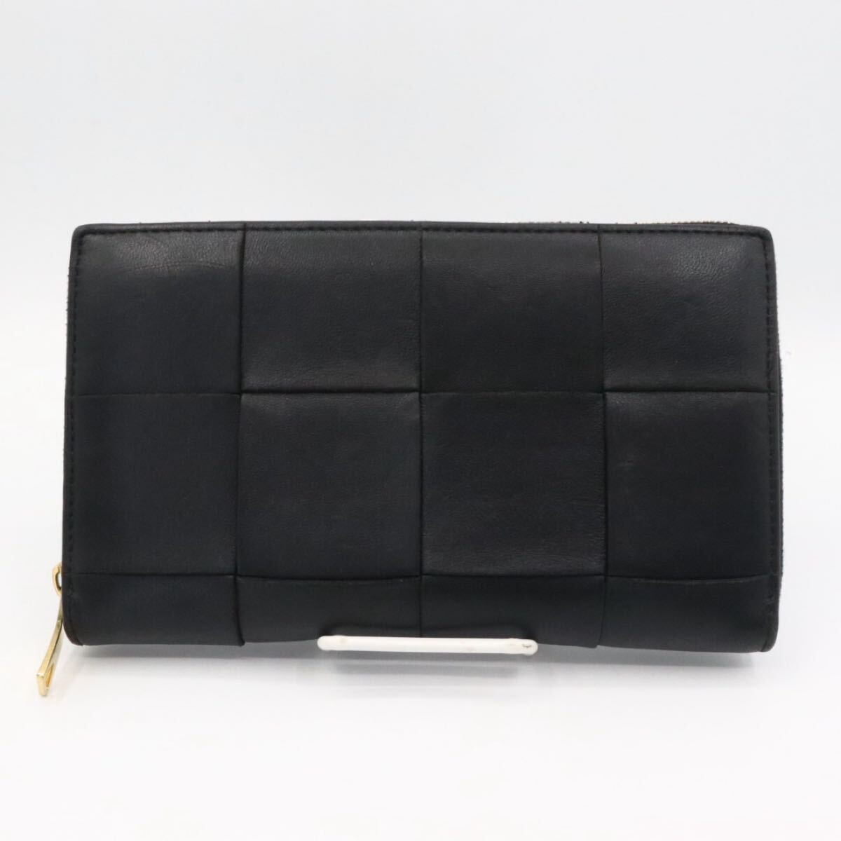 BOTTEGA VENETA 美品　ボッテガヴェネタ　マキシイントレチャート　レザー　長財布　ブラック