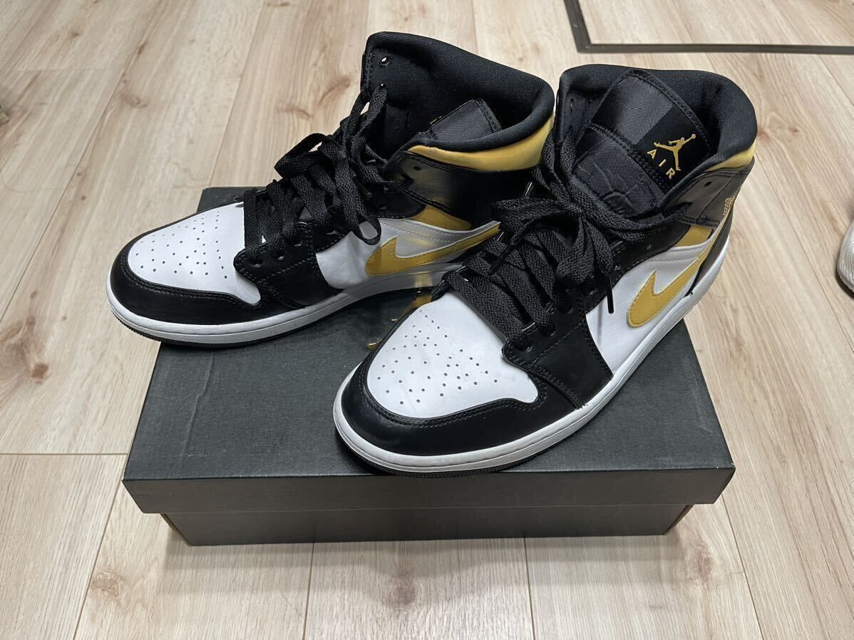 ナイキ エアジョーダン1 ミッド  