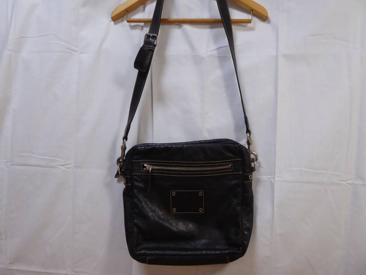 GUCCI/グッチ　ワンショルダー　メンズショルダーバッグ　461A