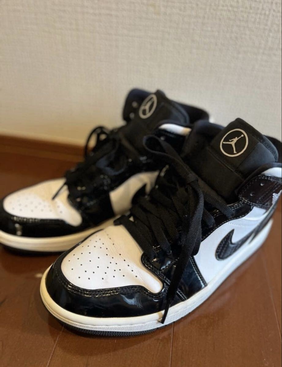 NIKE JORDAN エアジョーダン1