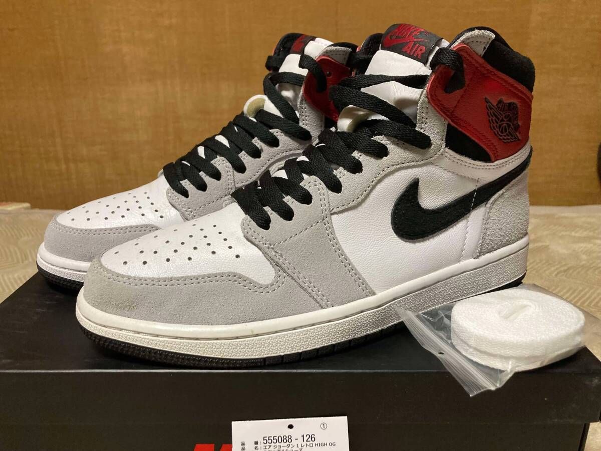 ★ NIKE. AIR JORDAN 1. HIGH. 新古品レベルです ★
