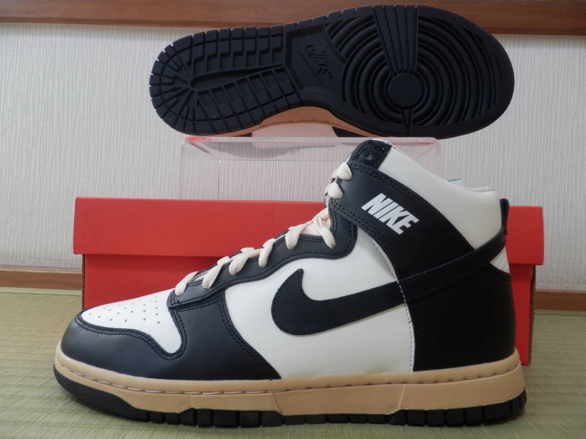 26.5 Nike Wmns Dunk High Black and Sail