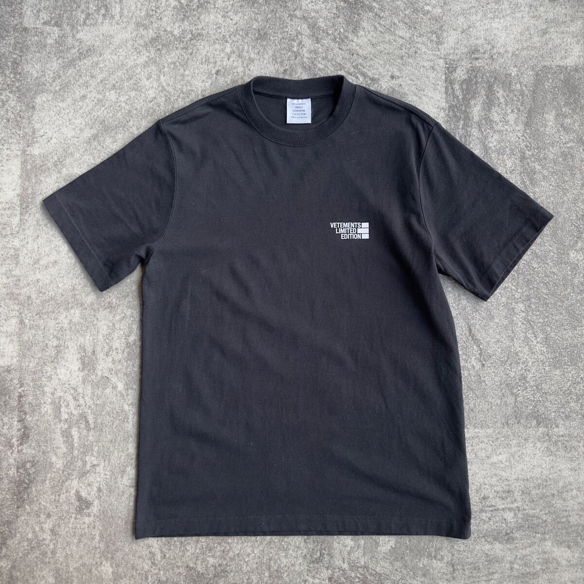 【VETEMENTS】LIMITED EDITION T-Shirt Tシャツ ヴェトモン ブラック S