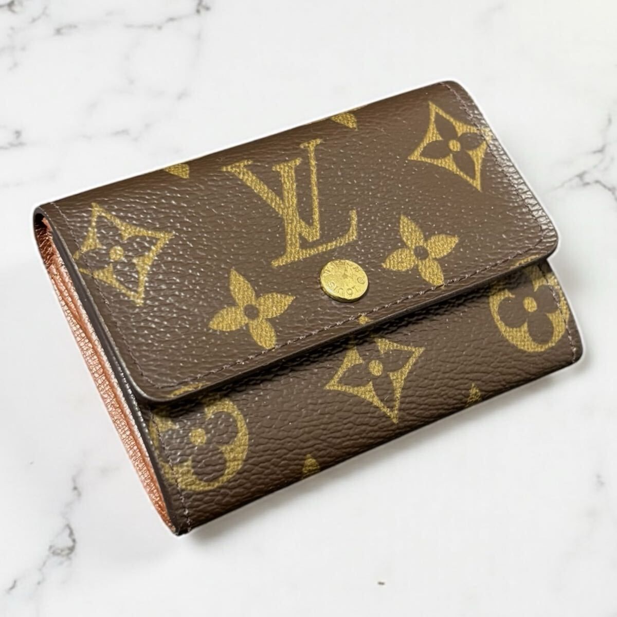 ルイヴィトン　小物入れ 2021年バレンタインコレクション 限定 LOUIS VUITTON ルイ