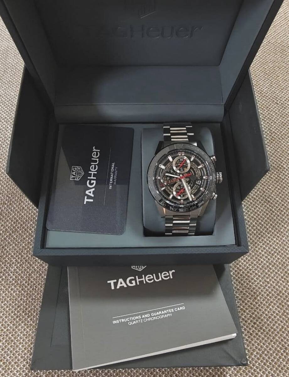 極美品　タグホイヤー　カレラ クロノグラフ　CAR201V
