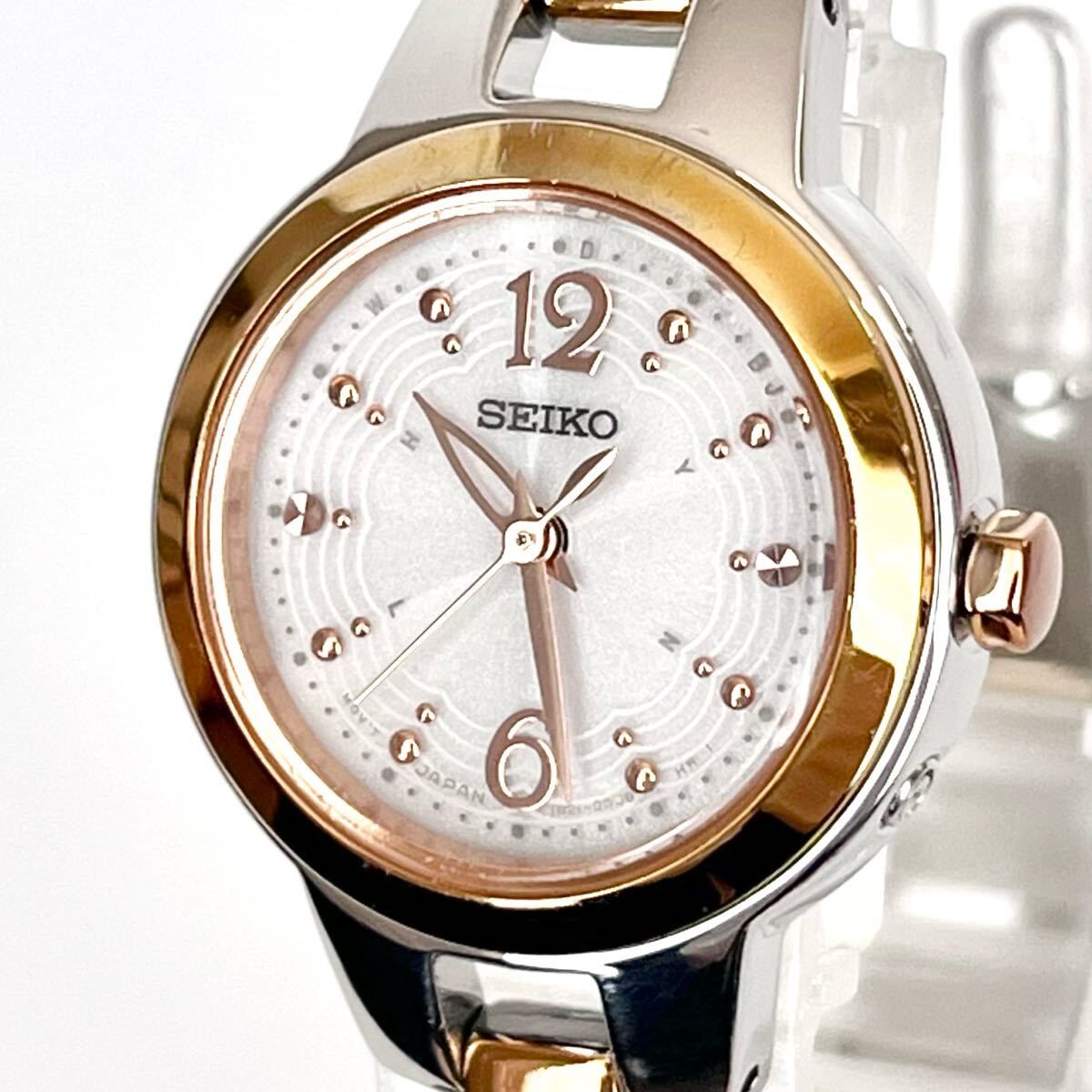 【稼働】磨き済み セイコー SEIKO レディース 腕時計 電波ソーラー 美品 ゴールド 白文字盤 s2073