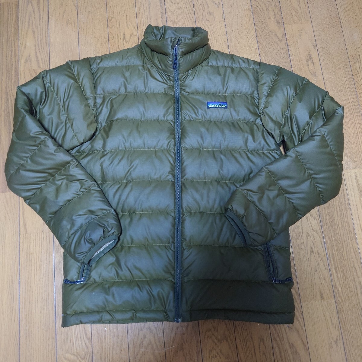 パタゴニア patagonia ダウンセーター ダウンジャケット　サイズ　ＸＳ　2012年製