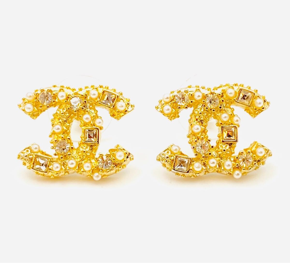 スニーカーダンク(スニダン) | 人気新作のスニーカー、トレカ