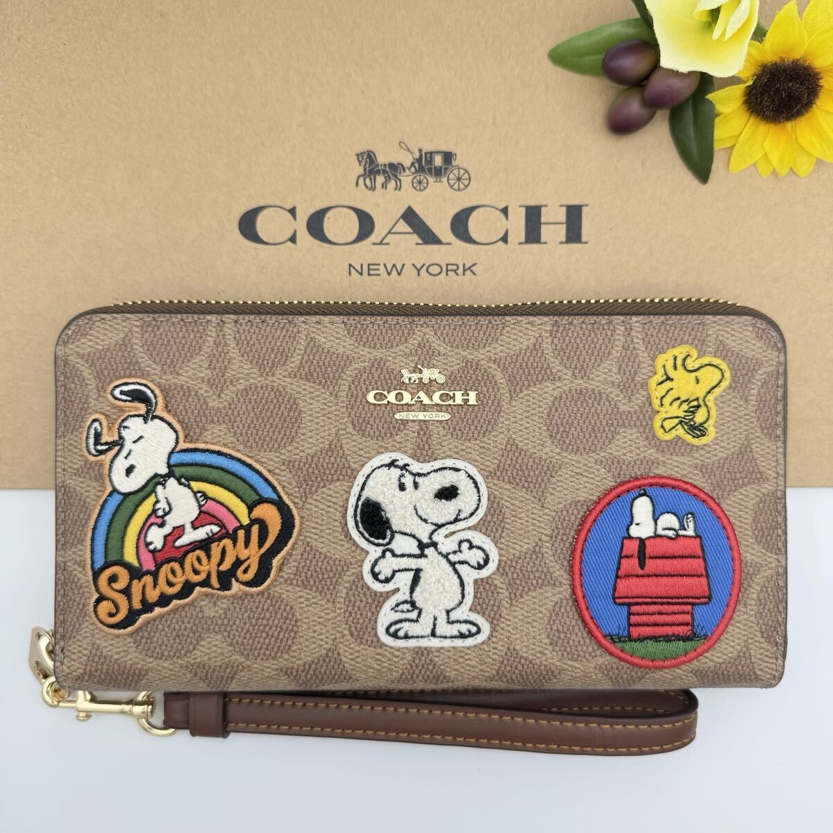 新品・未使用(ワケあり)】COACH X PEANUTSコラボ 長財布 ☆大人気