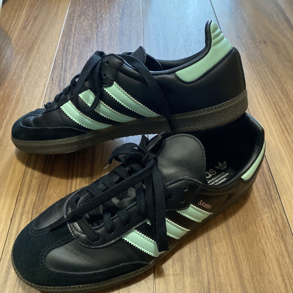 アディダス サンバ 26.5センチ　ミントブルー　ブラック adidas スニーカー SAMBA 黒　美品　中古　