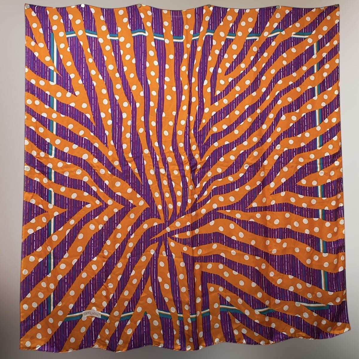 GIVENCHY 超大判シルクスカーフ ドット柄 マルチカラー ジバンシイ ジバンシー VINTAGE