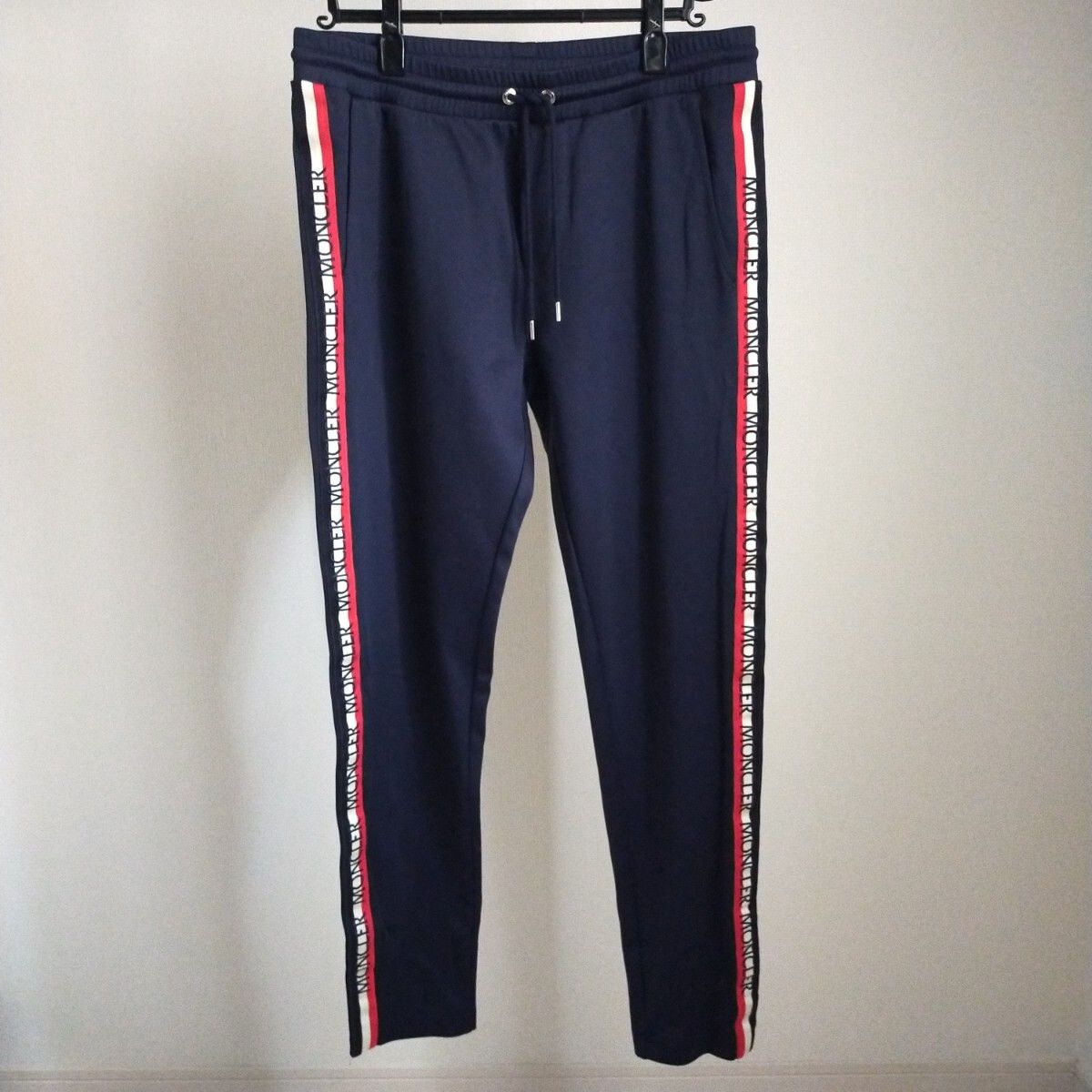 MONCLER サイドラインロゴ トラックパンツ ジャージ モンクレール ジャージー