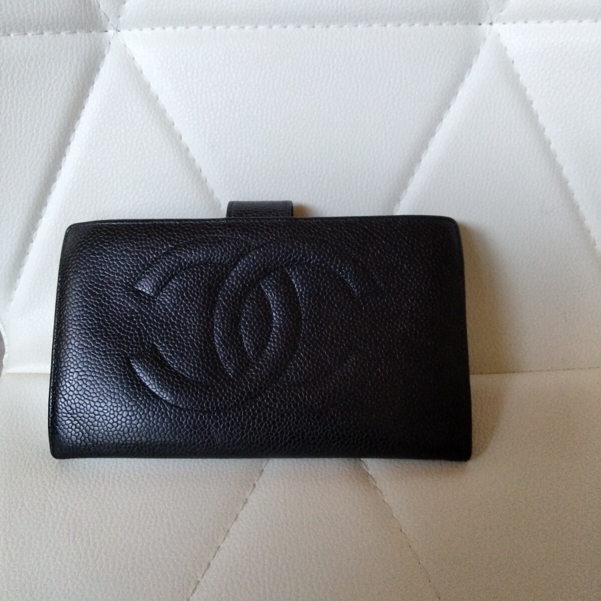 シャネル◆ CHANEL キャビアスキン◆ 二つ折り財布◆ ココマーク