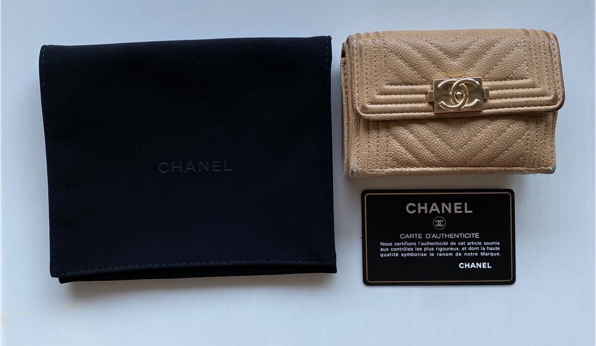 シャネル 財布 レディース CHANELボーイ三つ折り ミニ ウォレット CHANEL 財布 キャビアスキン ココマーク