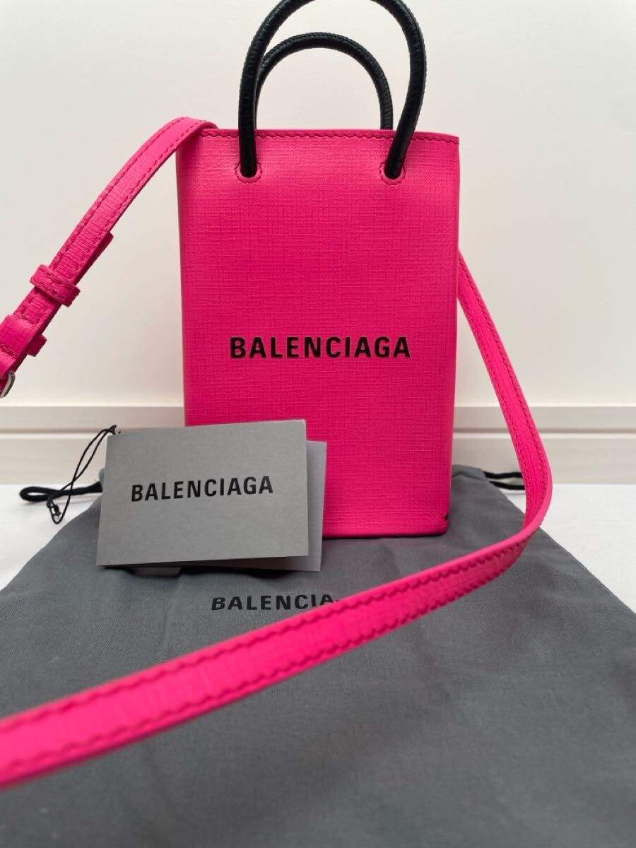BALENCIAGA  新品 phone holder pink BALENCIAGA 新品 phone holder pink