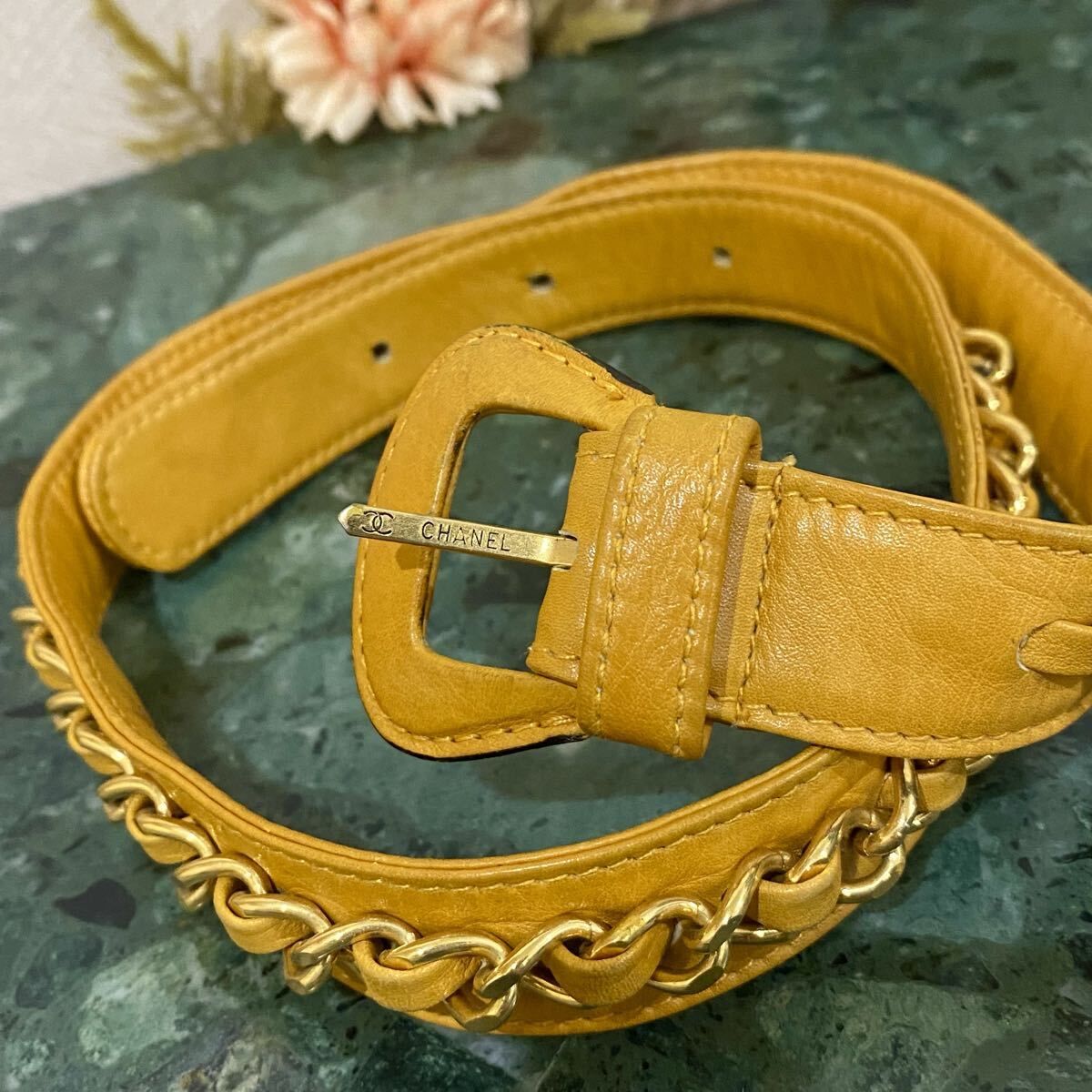 VINTAGE CHANEL ゴールドチェーンベルト ラムスキン イエロー ココ ウエストポーチ用 80's 90's ヴィンテージシャネル