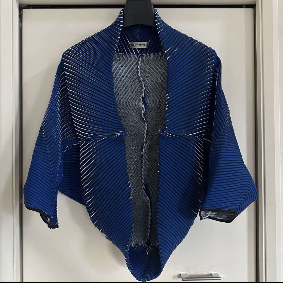 イッセイミヤケ　ストレッチ　ジャケット A+ (新品・未使用(ワケあり))】【未使用品】ISSEY MIYAKE Steam