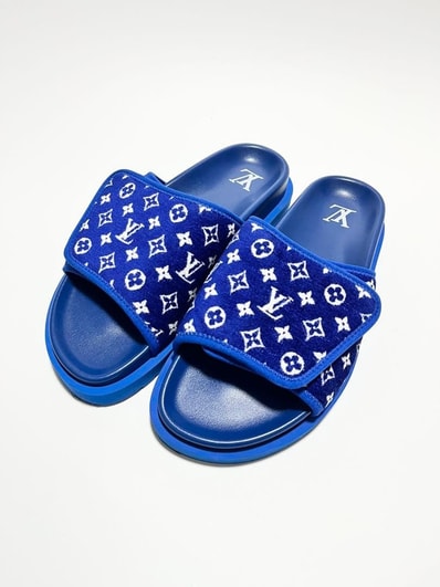 B (目立った傷や汚れなし)】LOUIS VUITTON ミッドナイト ハイネック B (目立った傷や汚れなし)】LOUIS VUITTON ミッドナイト ハイネック