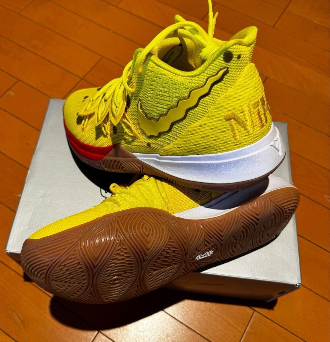 NIKE KYRIE5 スポンジボブ　28.5cm EPモデル　ナイキ　Spongebob Squarepants カイリー
