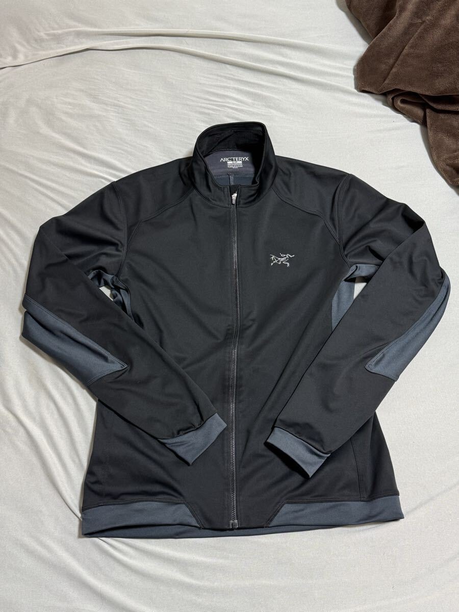 C (やや傷や汚れあり)】アークテリクス ARC'TERYX X000009911