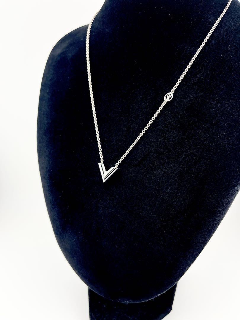 美品 ルイヴィトン ネックレス エセンシャル V M63197